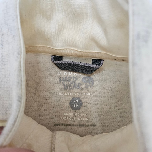 Mountain‎ Hardwear Women's Sarafin Oatmeal Button Up Wool Blend Sweater. Size XS - Picture 7 of 8